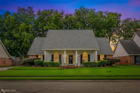 518 Wedgewood Dr, Bossier City, LA 71111