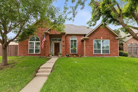 2029 Houlton Ln, Plano, TX 75025