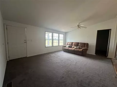 999 Summit, Springtown, TX 76082 photo 6