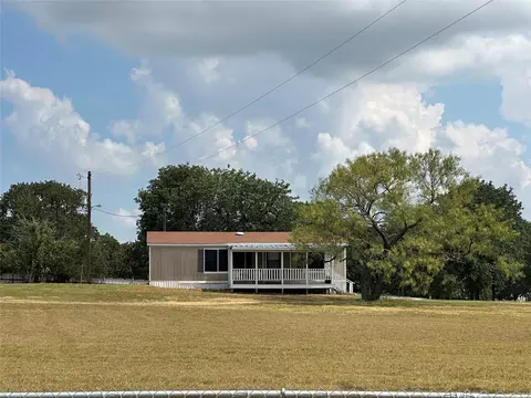 999 Summit, Springtown, TX 76082