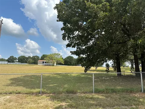 999 Summit, Springtown, TX 76082 photo 2