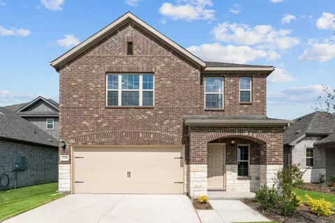 719 Hidden Feather Dr, Lavon, TX 75166