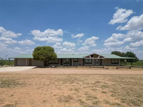 7814 W Lake Rd, Abilene, TX 79601