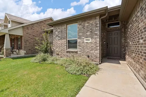 9204 Nevis Dr, Fort Worth, TX 76123
