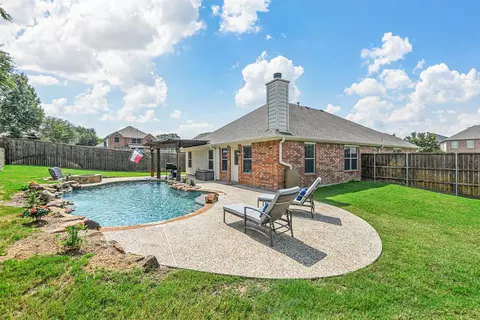 4005 Black Butte Dr, Denton, TX 76210