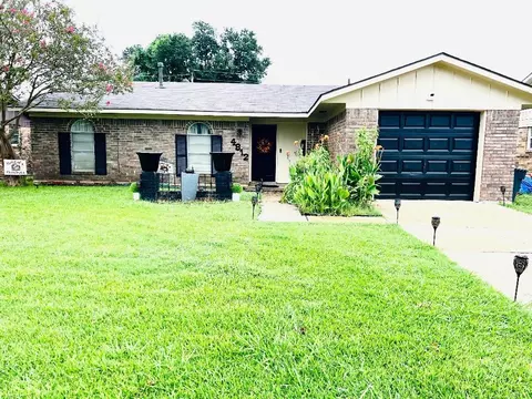 4812 Camellia Ln, Bossier City, LA 71111