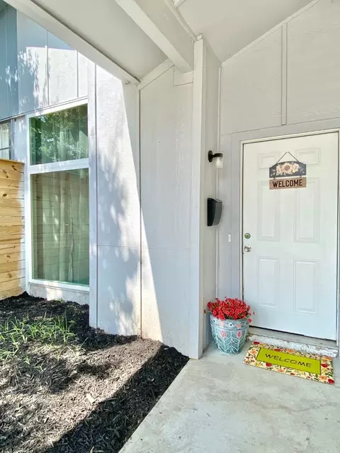 2651 Santa Barbara Dr, Grand Prairie, TX 75052
