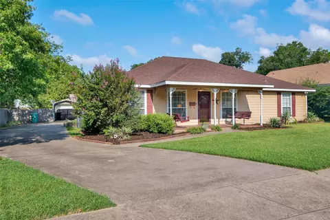 1426 S Crockett St, Sherman, TX 75090