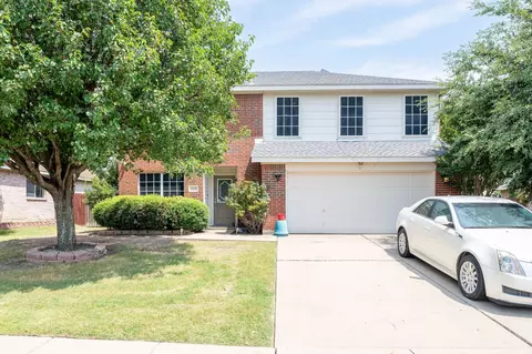 4705 Valleyview Dr, Mansfield, TX 76063