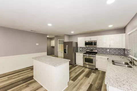 Kitchen - 4317 Crestover Dr, Mesquite, TX 75150 photo 3 of 3