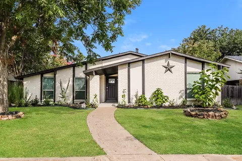 4317 Crestover Dr, Mesquite, TX 75150
