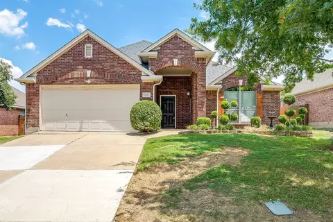 1217 Rosa Ln, Mansfield, TX 76063
