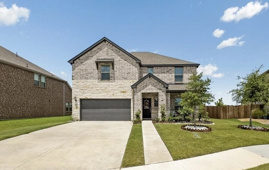 385 Mohan Dr  