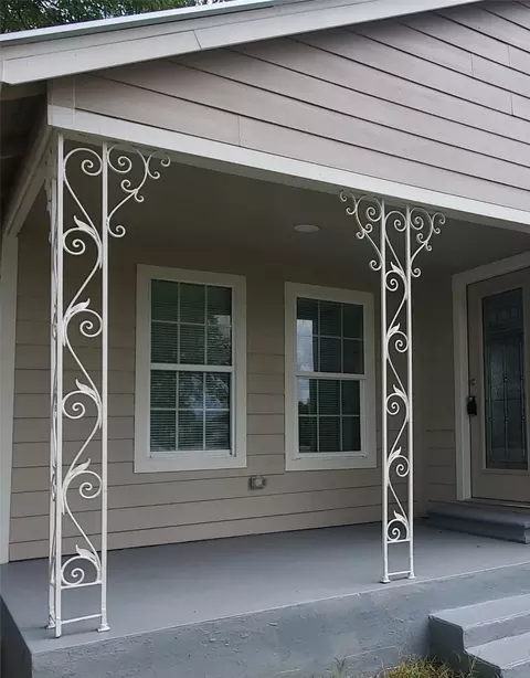 Exterior - 503 E Cockrell St, Celeste, TX 75423 photo 2 of 6