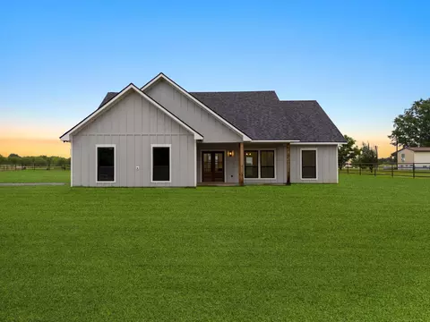 1638 Fm 667, Purdon, TX 76679