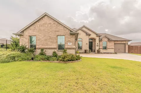 602 Oak Grove Ct, Midlothian, TX 76065