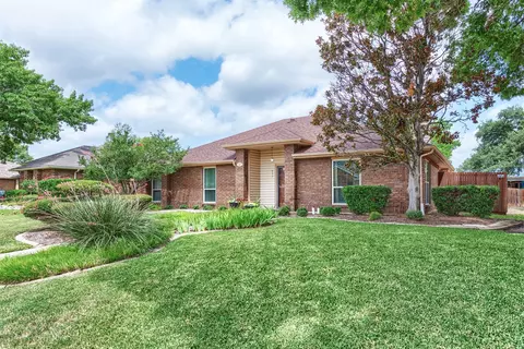 617 Aldenwood St, Allen, TX 75002