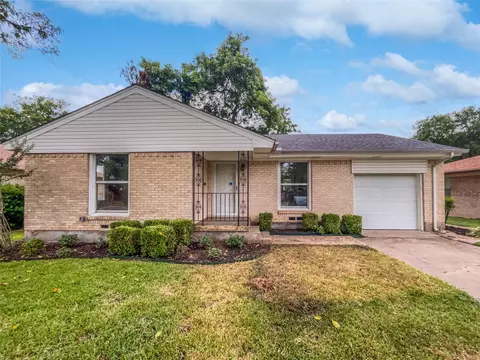 413 Phillip St, Mesquite, TX 75149