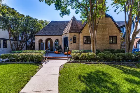 6426 Lakeshore Dr, Dallas, TX 75214