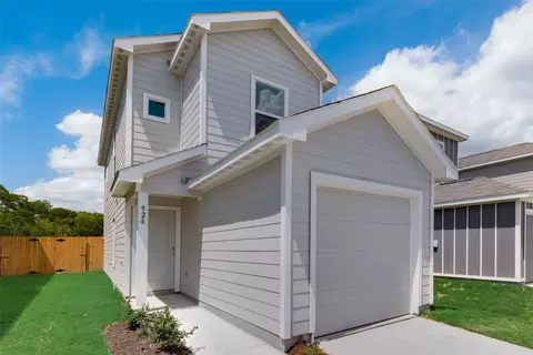 912 Grebe Dr, Princeton, TX 75407