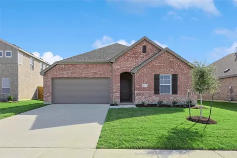 131 Patrick Henry Dr, Venus, TX 76084