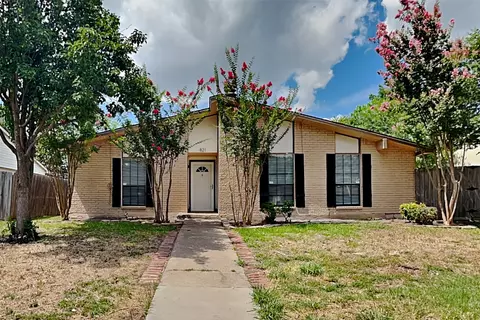 821 Cambridge Dr, Plano, TX 75023