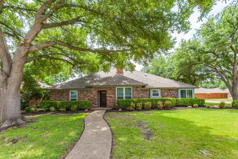 2406 Buttercup Dr, Richardson, TX 75082