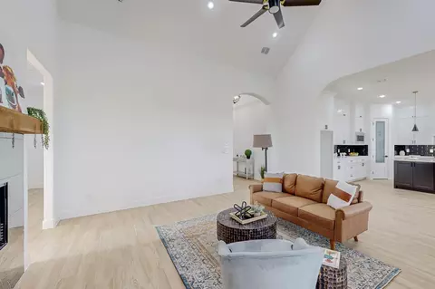 Living - 5304 County Road 1094, Celeste, TX 75423 photo 4 of 4