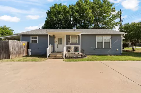 617 N Cummings Dr, Alvarado, TX 76009