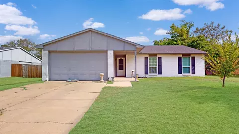 6901 Newcastle Pl, North Richland Hills, TX 76182