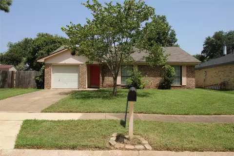 4811 General Bragg Dr, Bossier City, LA 71112