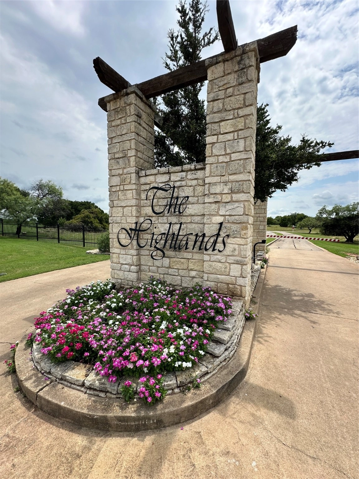 42121 Glen Eagles Dr  