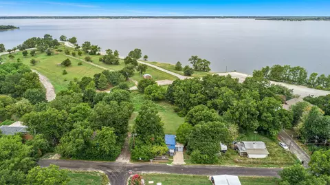 5576 County Road 925, Nevada, TX 75173