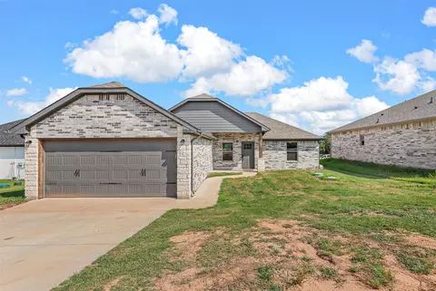 2313 Pedernales Ct, Granbury, TX 76048