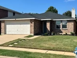 3609 Clydesdale Dr, Denton, TX 76210