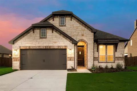 312 Skyward Ln, Caddo Mills, TX 75135