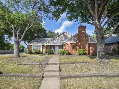 101 E Bancroft Dr, Garland, TX 75040