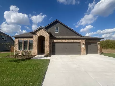209 Pilot Dr, Caddo Mills, TX 75135