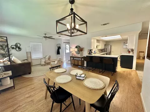314 Ashland Ct, Gainesville, TX 76240