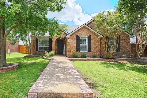 7525 Greenvalley Ln, Frisco, TX 75033