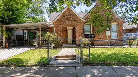 414 W Page Ave, Dallas, TX 75208