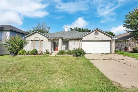 4914 Garden Grove Rd, Grand Prairie, TX 75052