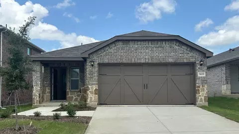 1610 Garmon St, Crandall, TX 75114