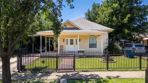 432 W Page Ave, Dallas, TX 75208