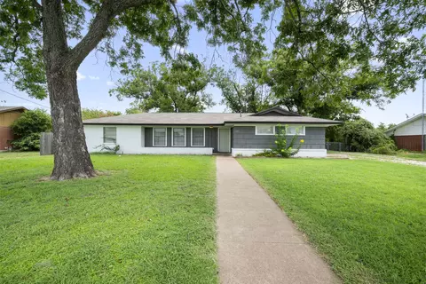 1035 Bosque, Meridian, TX 76665