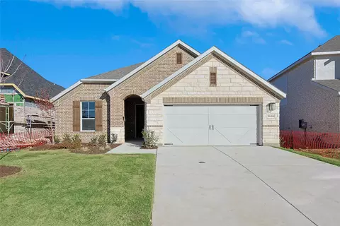 16464 Hemlock Tree Dr, Justin, TX 76247