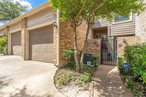 5616 Preston Oaks Rd #106, Dallas, TX 75254