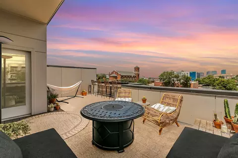 432 W Morphy St, Fort Worth, TX 76104