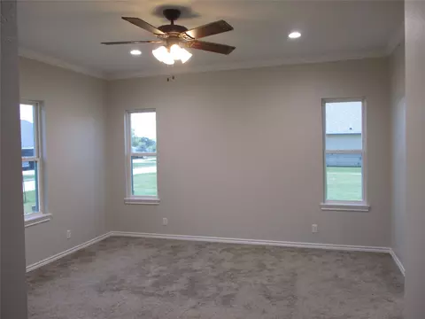 Living - 147 Mill St, Emory, TX 75440 photo 3 of 4