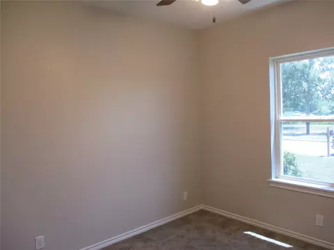 Bedroom - 147 Mill St, Emory, TX 75440 photo 2 of 5